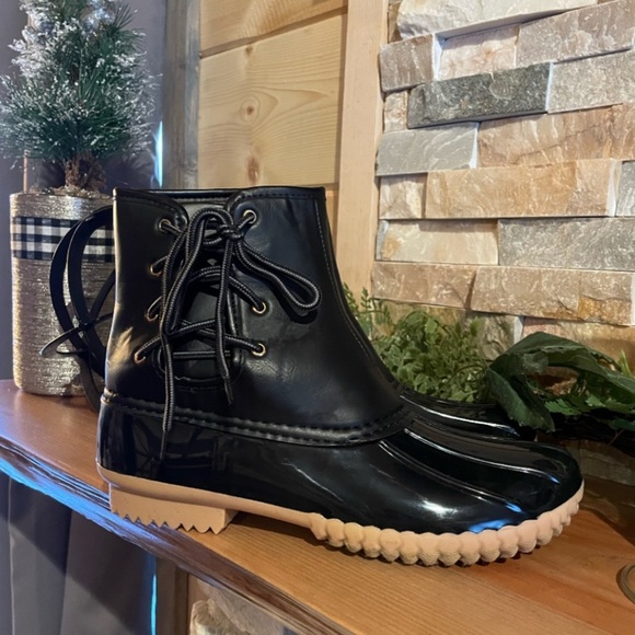 Black Side Laced Duck Boots - Picture 4 of 7